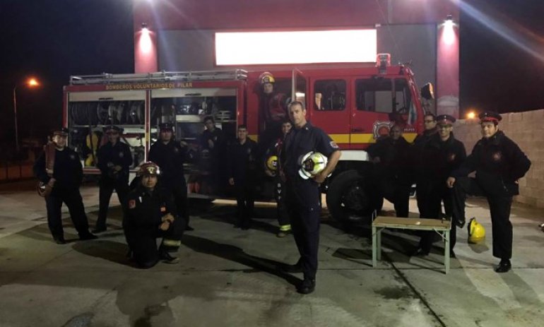 Con exhibiciones de diferentes Brigadas, los Bomberos de Pilar se preparan para celebrar su día