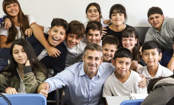 Federico Achával inauguró aulas: "Vamos a construir un mejor Pilar a partir de la educación”