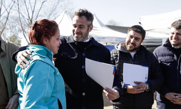 Achával: “Acercamos el Estado a nuestros barrios para que cada vecino sepa que está acompañado”