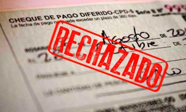 Señales de alerta en la economía: suben la morosidad y los cheques rebotados