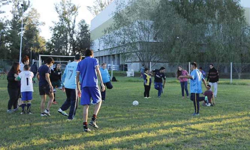 El Municipio encaró mejoras en el Polideportivo