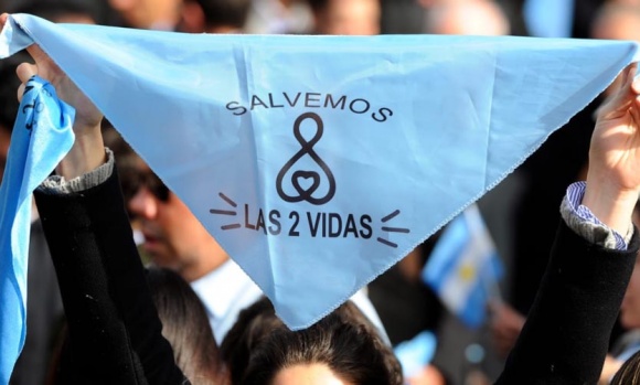 Concejales de la oposición rechazan la legalización del aborto