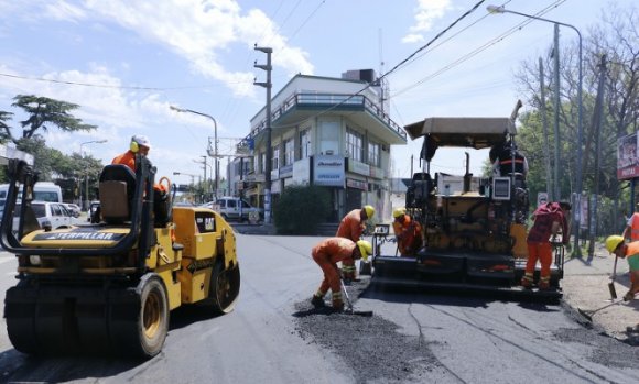 El Municipio realiza tareas de mantenimiento y reparación de calles