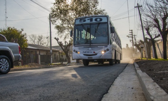 Concluyeron las obras de asfalto en una calle clave del centro