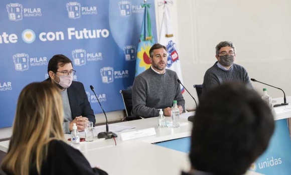 Achával presentó la Escuela de Formación en Agronegocios