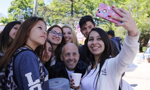 Nicolás Ducoté: “Les pido a los vecinos que nos acompañen con su voto”