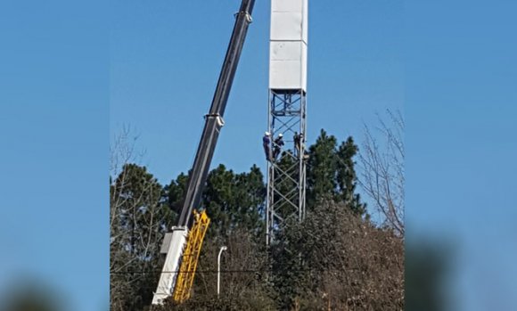 Denuncian la instalación de una antena de telefonía presuntamente clandestina