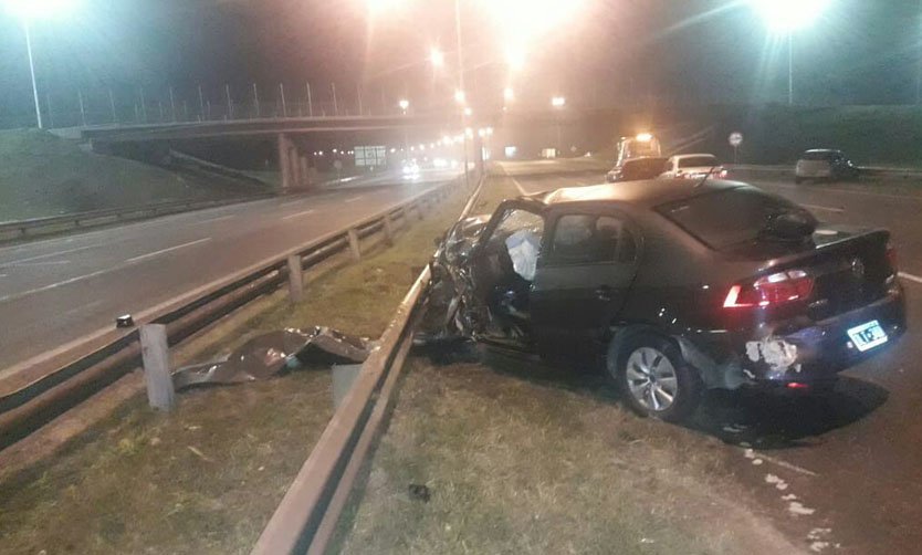 Mujer conducía en contramano por Panamericana, chocó y murió