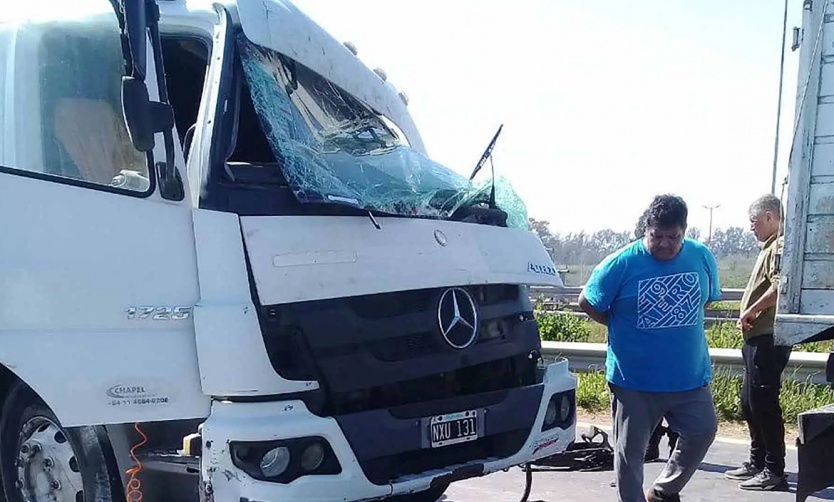 Choque entre dos camiones dejó como saldo una persona herida