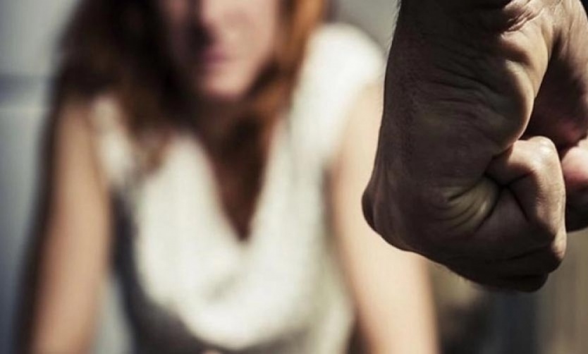 Detienen a un hombre acusado de violencia de género