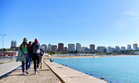 Por el fin de semana largo, viajaron 2,2 millones de turistas