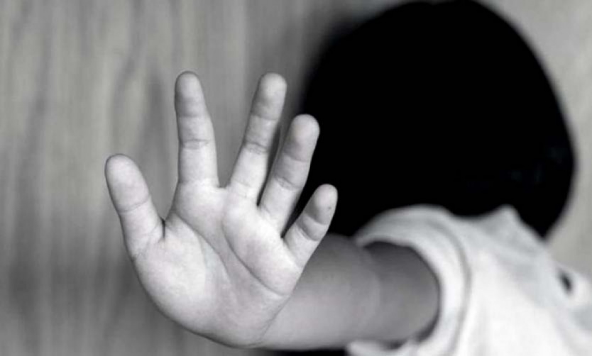 Condenan a 15 años de cárcel a un hombre por abusar de sus dos hijas