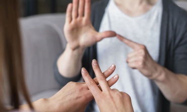 Proponen que se enseñe lenguaje de señas en las escuelas
