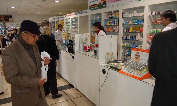 Un ataque informático traba las ventas de medicamentos en farmacias