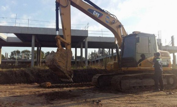 Ducoté suspendió la idea de habilitar un estacionamiento sobre la estructura del futuro hospital