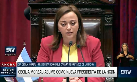 Cecilia Moreau asumió como la primera presidenta mujer de la cámara de diputados