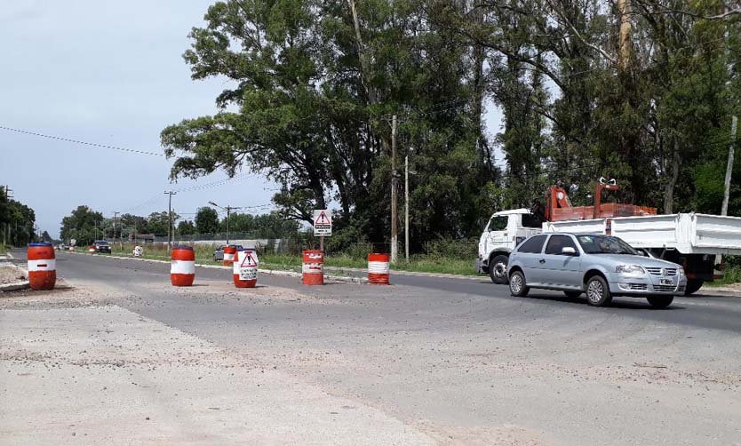 Vecinos de la ruta 25 insisten en reclamar mejor iluminación y semáforos