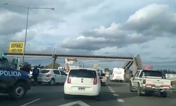 Choque múltiple en la Panamericana dejó como saldo dos heridos