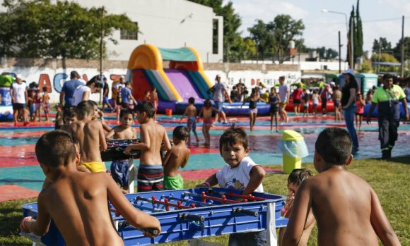 Último fin de semana para disfrutar del Parque Acuático Móvil en Pilar