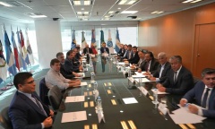 Los gobernadores presionan a Milei para avanzar en un nuevo pacto fiscal