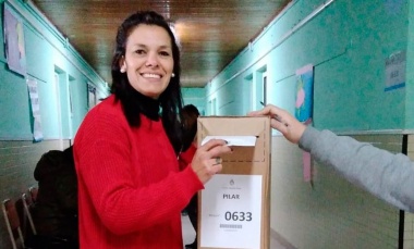 Natalia Espasa encabezará la lista del Frente de Izquierda en Pilar