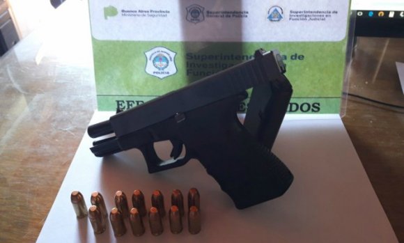 Habitante de un barrio privado terminó detenido por amenazar a un vecino con armas de guerra