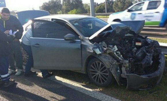 En un choque en cadena en Panamericana, se accidentó el intendente Nicolás Ducoté