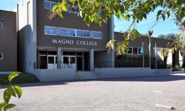 Colegio Magno: docentes siguen reclamando el pago de la indemnización