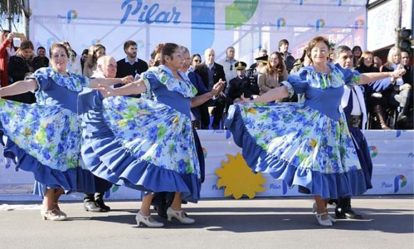 El 25 de Mayo se celebró en Del Viso con un multitudinario acto