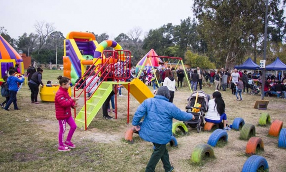 Inauguran un nuevo espacio público en un barrio de Pilar