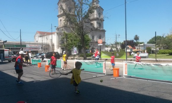 Pilar tendrá su “Festival de Tenis” en las calles del centro