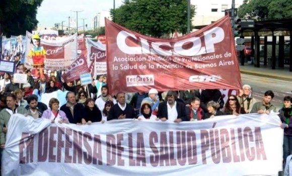 Dura crítica del sindicato de médicos bonaerenses a la idea de arancelar la salud a "foráneos"