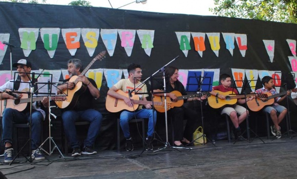 Con festivales en cuatro localidades, concluyen los cierres de talleres de arte municipales