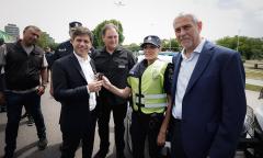 Kicillof entregó 30 nuevos patrulleros para fortalecer la seguridad