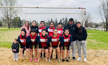 Juegos Bonaerenses: Las chicas del Fútbol Playa sacaron pasaje al Inter Regional