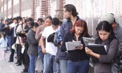 La tasa de desocupación se mantuvo en 7,6%, pero hubo un incremento en el empleo informal