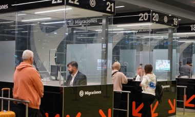 Cambios en salud, educación y ciudadanía: el Gobierno endureció por decreto la política migratoria