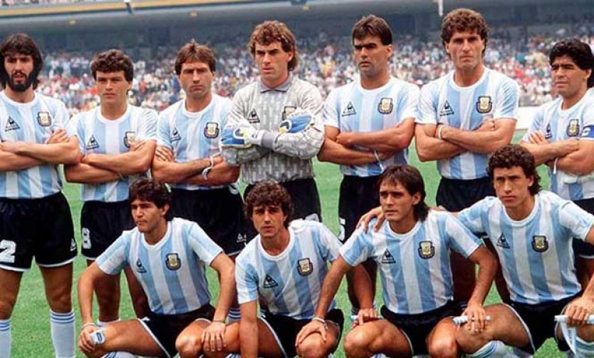Pilar palpita el Mundial de Fútbol con la visita de los campeones de México 86