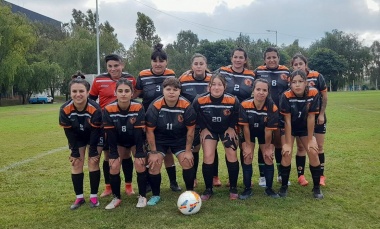 Tilos y Peruzzotti mandan en la Liga Municipal de Fútbol Femenino
