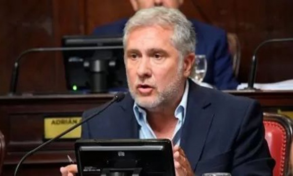 Pallares: “Massa propone un modelo de gestión y propuestas permanente”