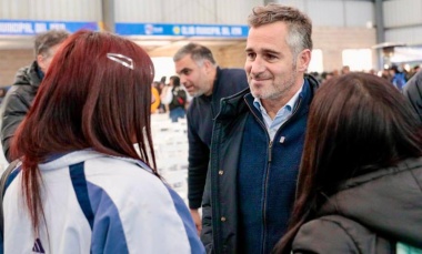 Achával lanzó un programa para vincular a los jóvenes con el mundo laboral