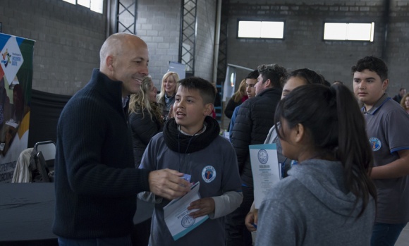 Estudiantes de escuelas de Derqui participaron de la 2da Expo Educativa