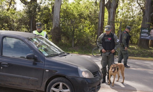 Gendarmería desplegó un operativo de control en una localidad de Pilar