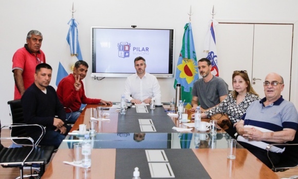 El intendente Achával anunció un bono de 15 mil pesos para los trabajadores municipales