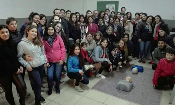 Avanzan en Pilar los cursos gratuitos de técnicas para salvar vidas